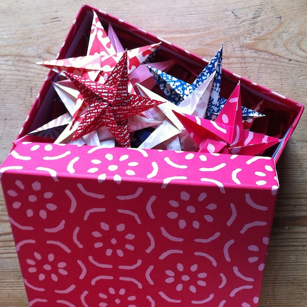 Origami Star Garland Kit Cambridge Imprint