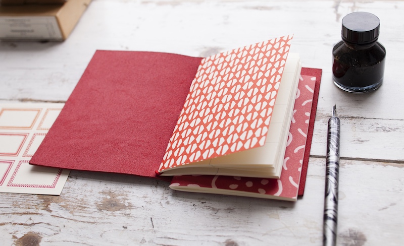 Cambridge Imprint Red Pocket Folio