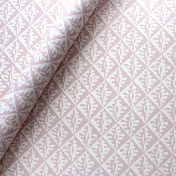 Cambridge Imprint Patterned Paper in Oak Leaves Pink
