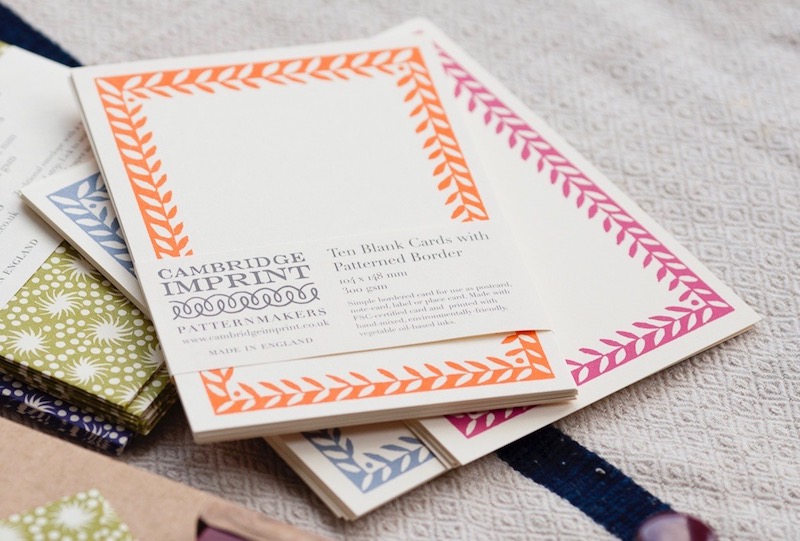 Cambridge imprint Plain Cards with Patterned Borders