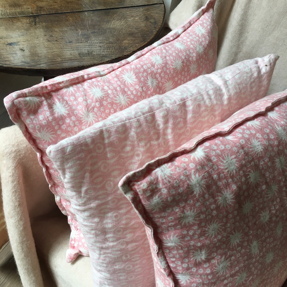 Cambridge Imprint Linens: cushions