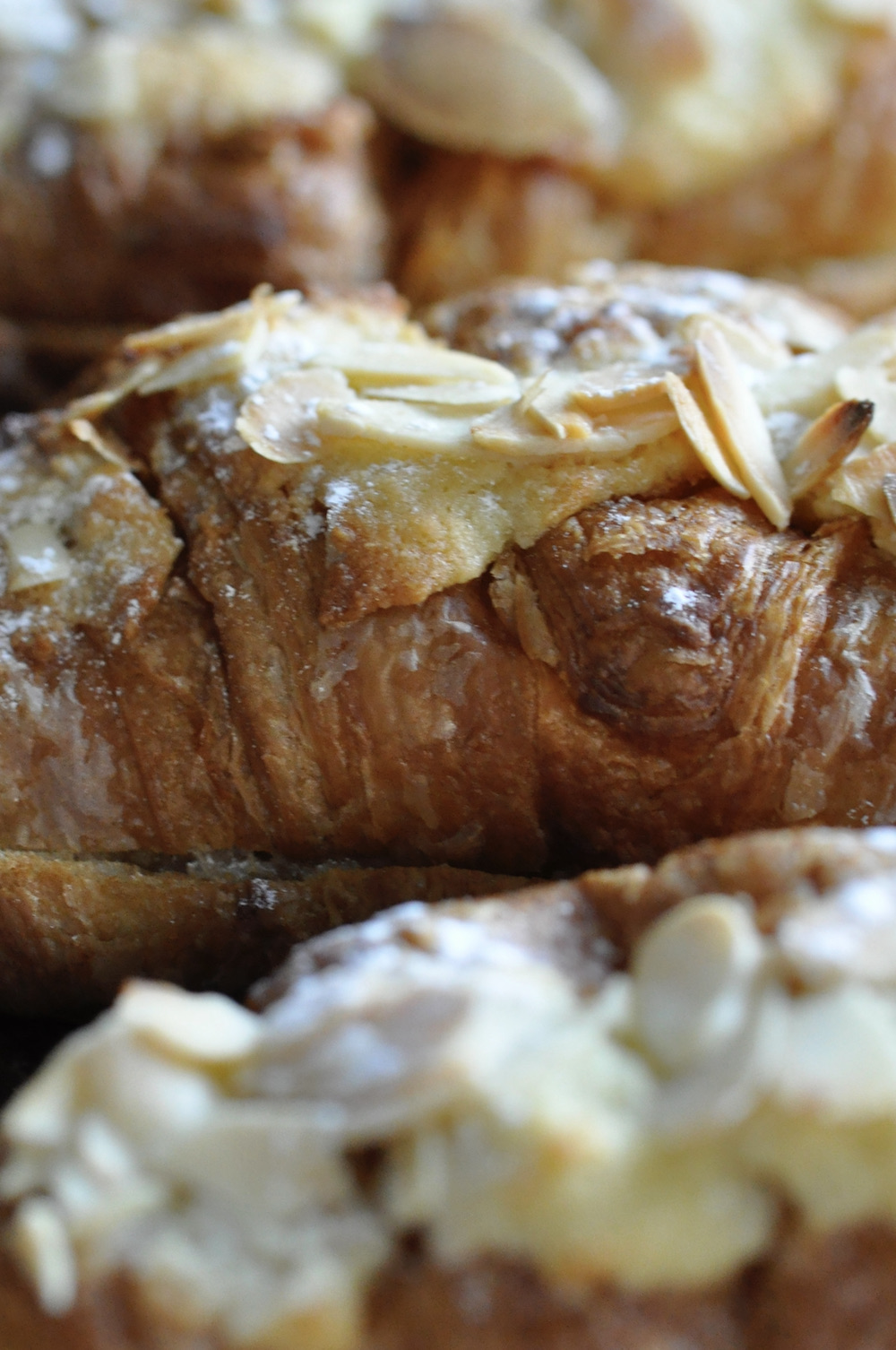 almond croissant detail