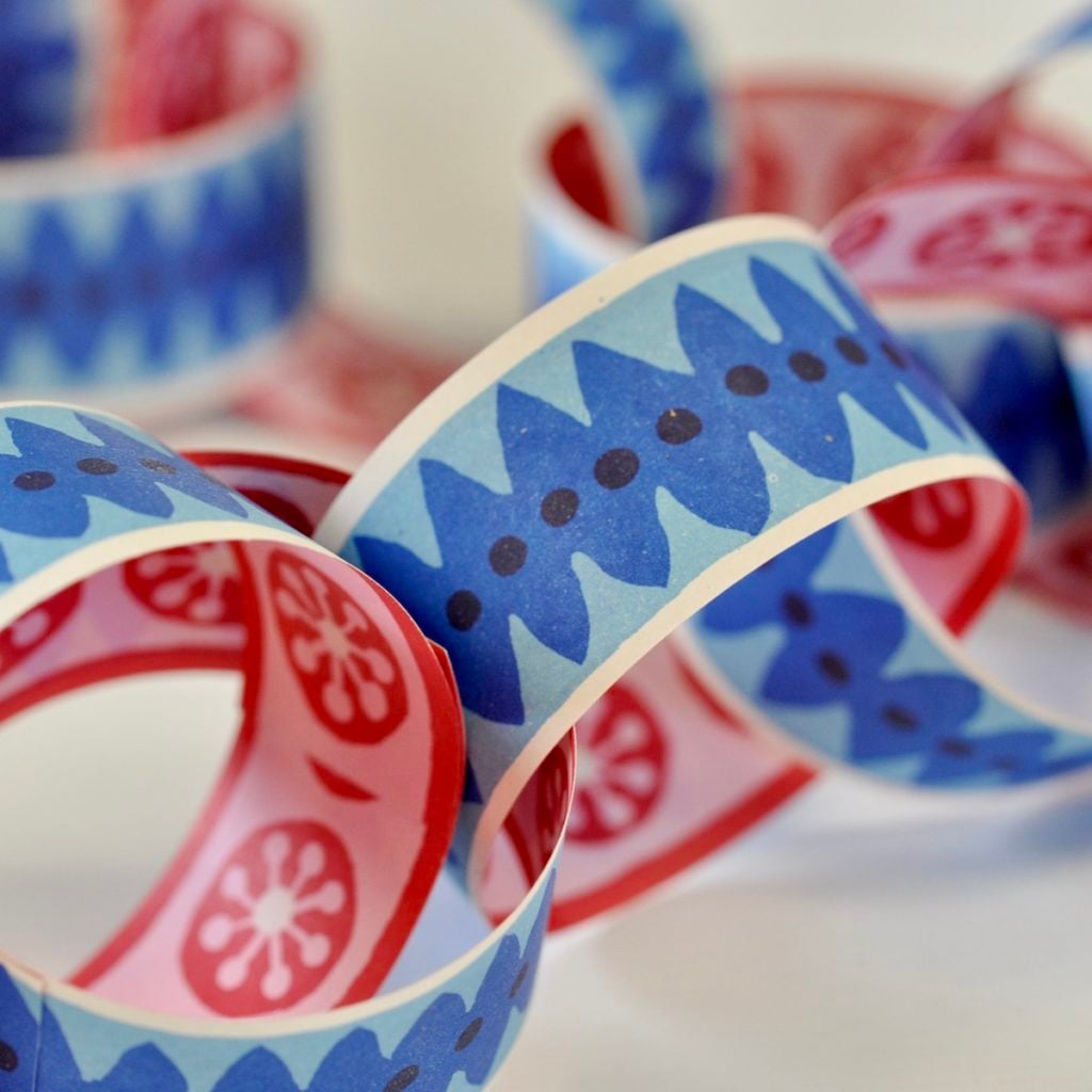 Paperchain - Cambridge Imprint
