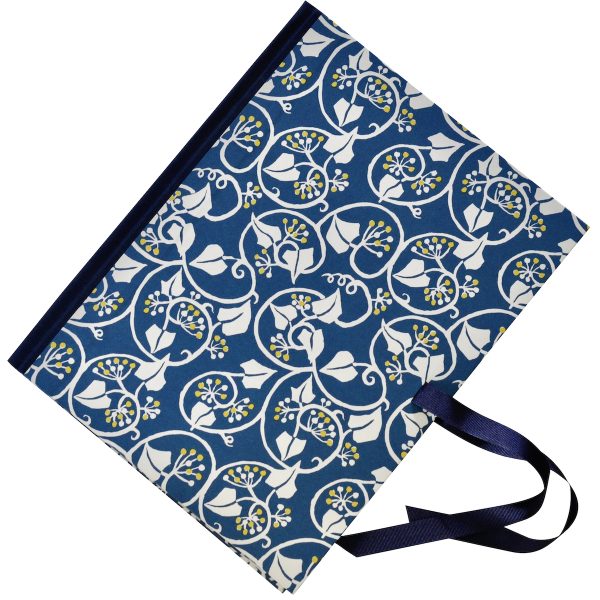 Portfolio in Ivy patterned paper by Cambridge Imprint