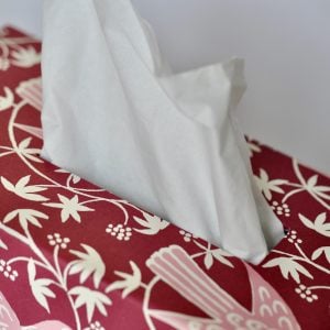 An Oblong Tissue Box Cover in Songbird Bramble